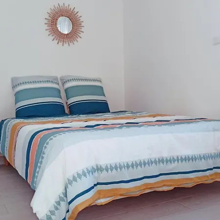 Maisonnette Entière Et Privée, 600m De La Gare Margny-les-Compiegne