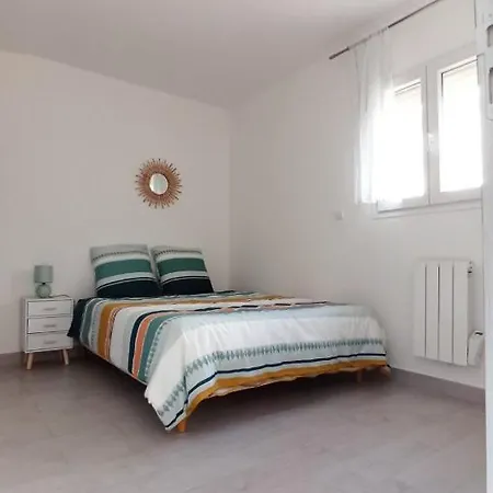 Maisonnette Entière Et Privée, 600m De La Gare Margny-les-Compiegne